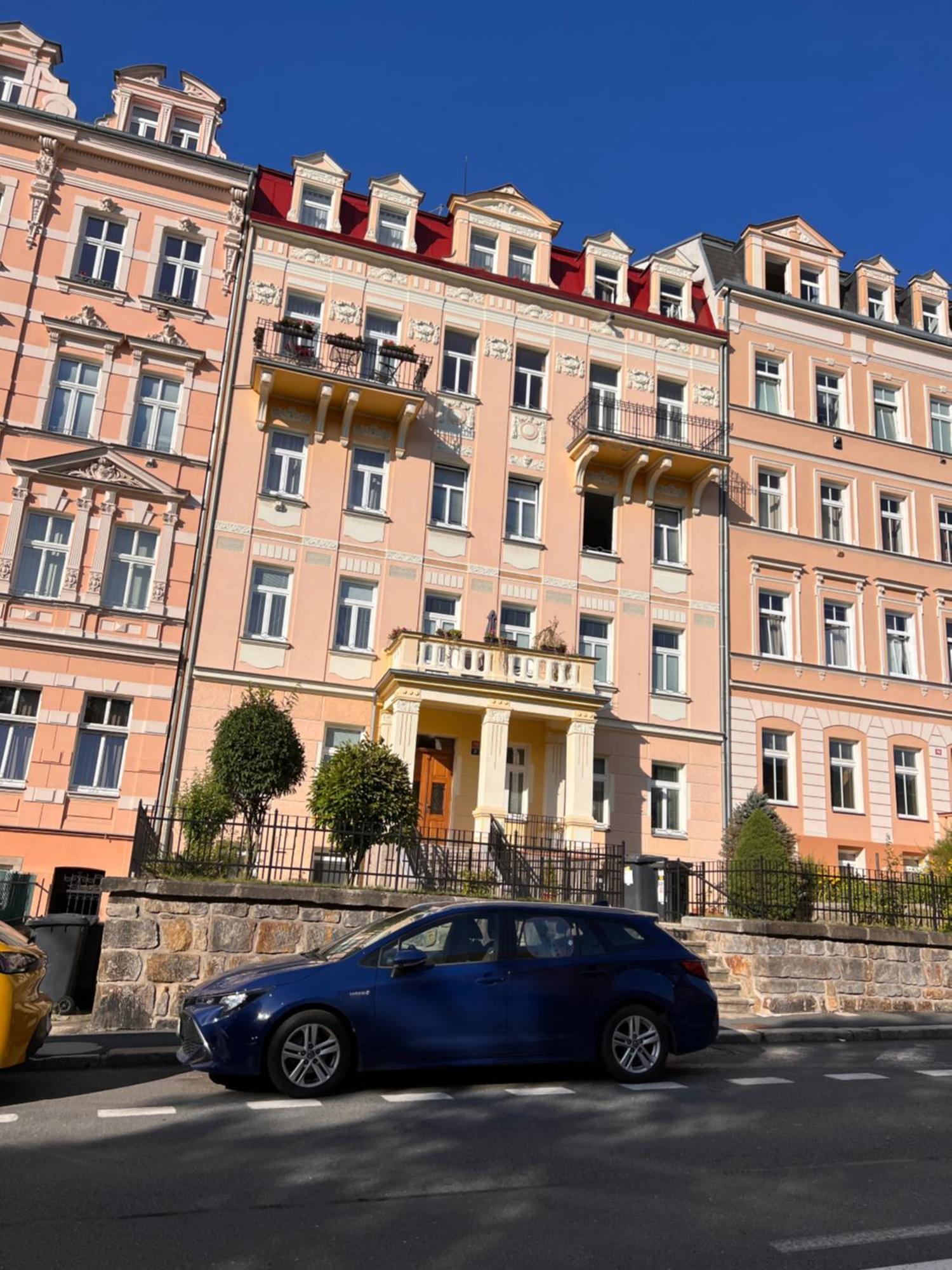 Jurincom Apartments Na Vyhlidce Karlovy Vary Extérieur photo